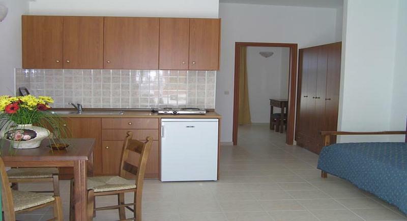 Camari Garden Hotel Apartments Gerani Chanion Eksteriør billede